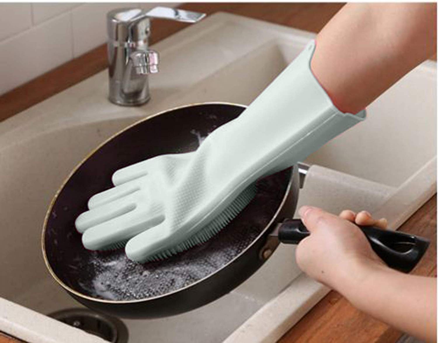 Magic Dish washing Gloves with scrubber,