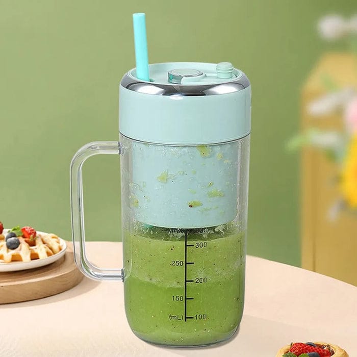 Mini Rechargeable Smoothie Blender/Juicer With Straw