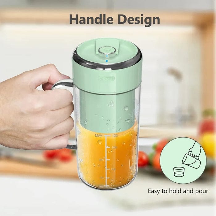 Mini Rechargeable Smoothie Blender/Juicer With Straw